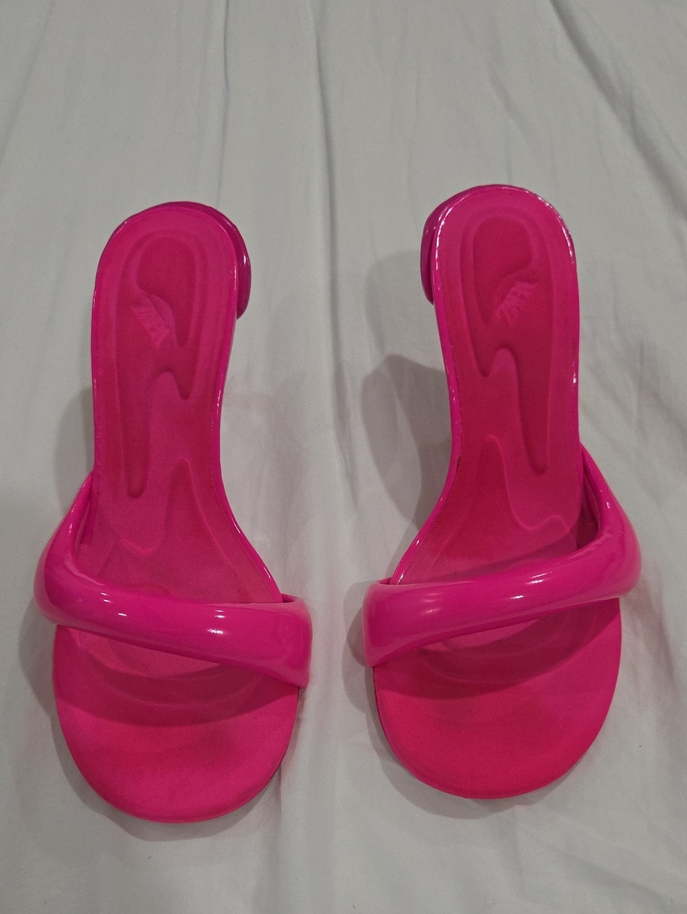 ZARA Neon Hot Pink Vinyl Heeled Mules Size [Insert Size] - Barbiecore Y2K Sandal